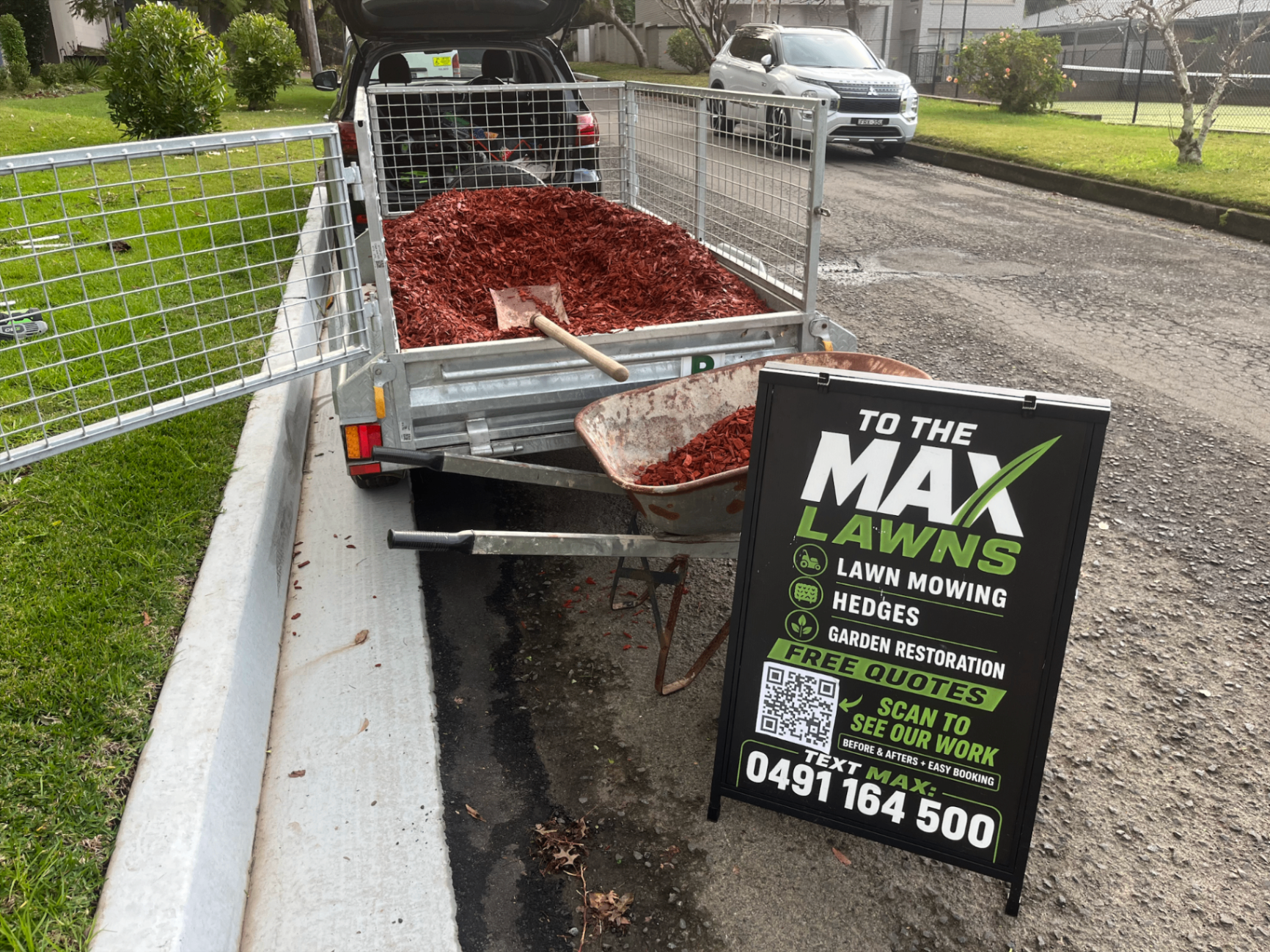 Freshly mulched garden bed with a clean, even finish